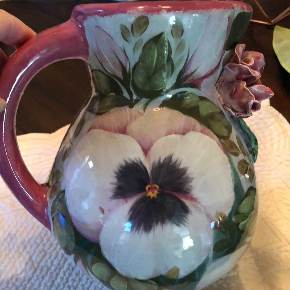 🌺 Lesal Handmade USA Floral relief front, ceramic pottery glazed pitcher